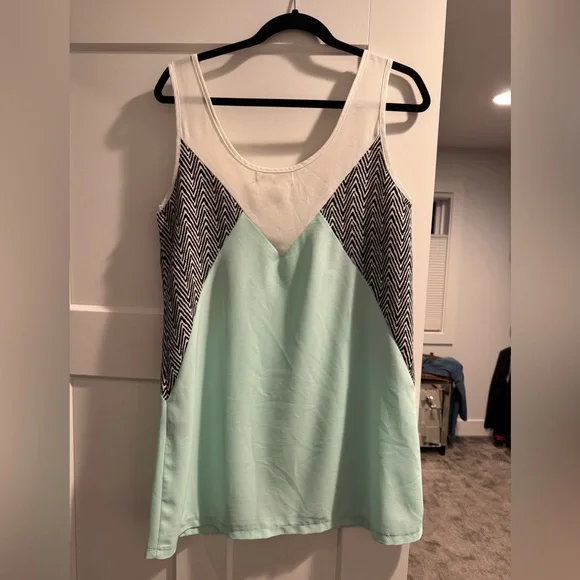 Miss Lulo Mini Dress - Picture 4 of 5